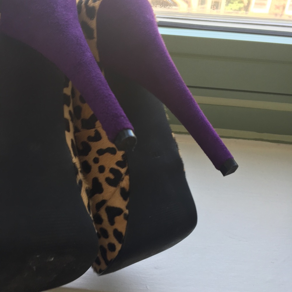 Bebe Cheetah (Leopard) Print Platforms - image 5